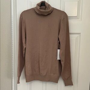 Woman’s Madison Grey Tan Turtleneck Sweater